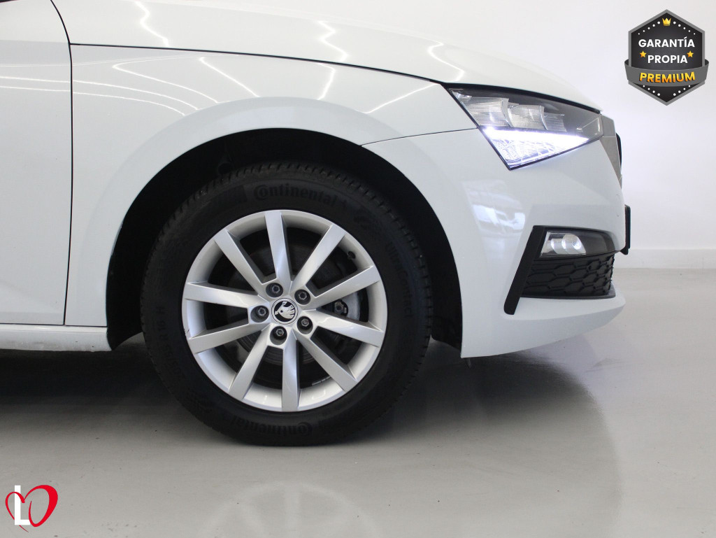 SKODA SCALA 1.0 TSI AMBITION 110 de segunda mano