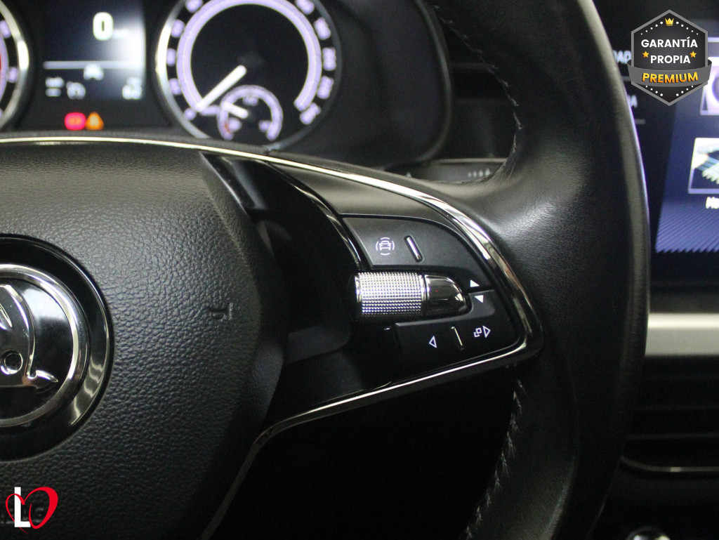 SKODA SCALA 1.0 TSI AMBITION 110 de segunda mano