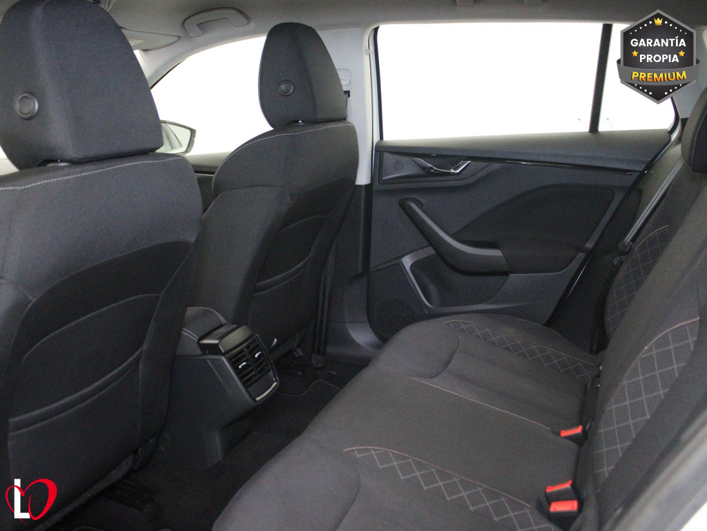 SKODA SCALA 1.0 TSI AMBITION 110 de segunda mano