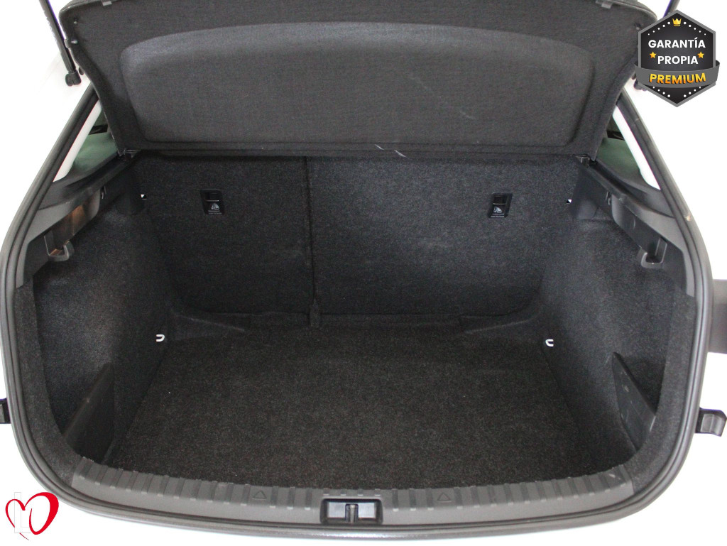 SKODA SCALA 1.0 TSI AMBITION 6 VEL 110 de segunda mano