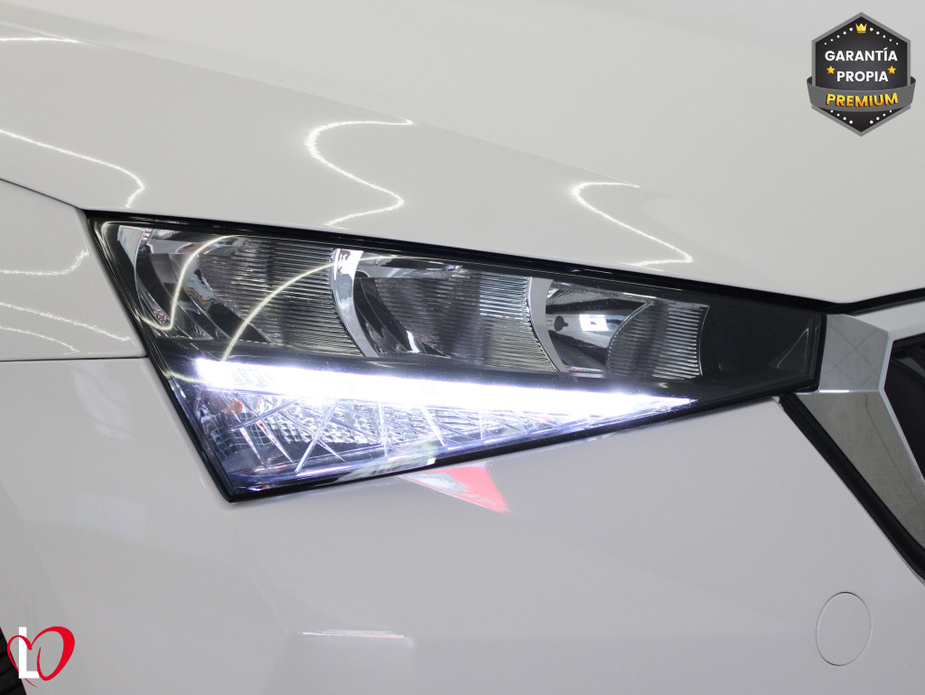 SKODA SCALA 1.0 TSI AMBITION 6 VEL 110 de segunda mano