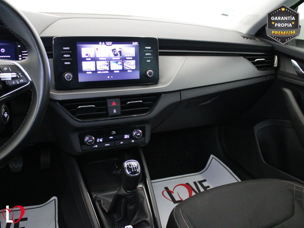 SKODA SCALA 1.0 TSI AMBITION 6 VEL 110 de segunda mano