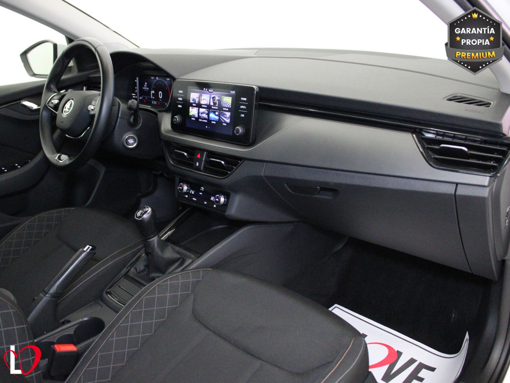 SKODA SCALA 1.0 TSI AMBITION 6 VEL 110 de segunda mano