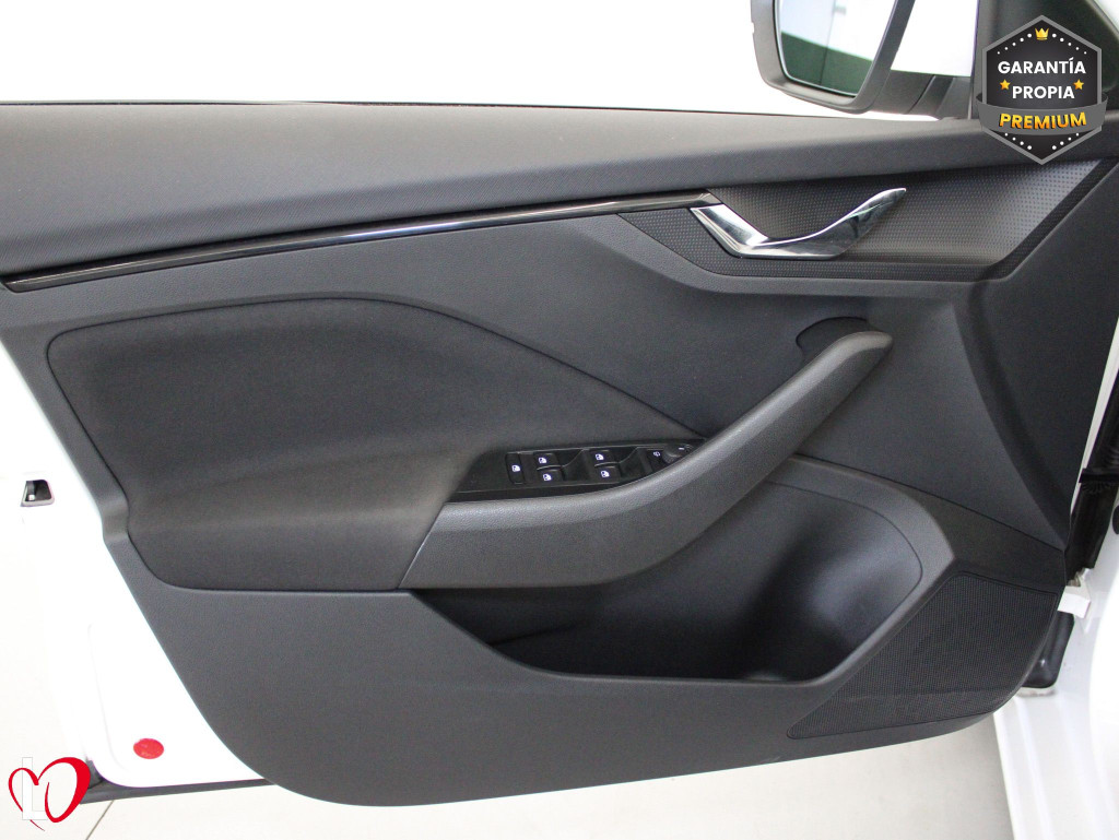 SKODA SCALA 1.0 TSI AMBITION 6 VEL 110 de segunda mano