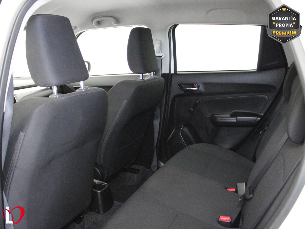 SUZUKI SWIFT 1.2 DJET HYBRID 83 de segunda mano