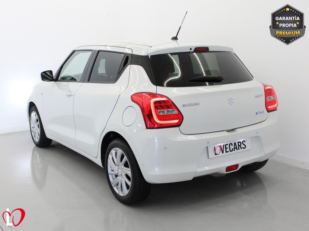 SUZUKI SWIFT 1.2 DJET HYBRID 83 de segunda mano