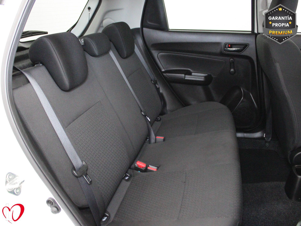 SUZUKI SWIFT 1.2 DJET HYBRID 83 de segunda mano