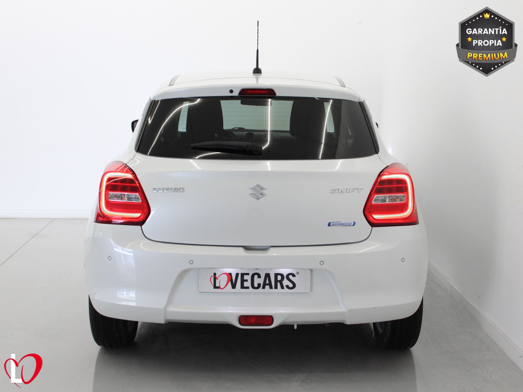 SUZUKI SWIFT 1.2 DJET HYBRID 83 de segunda mano