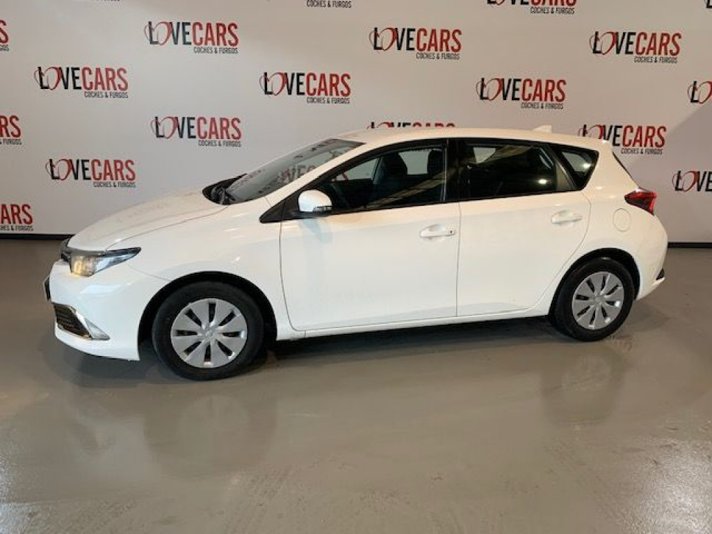 TOYOTA AURIS 1.4 D-4D BUSINESS 90CV de segunda mano