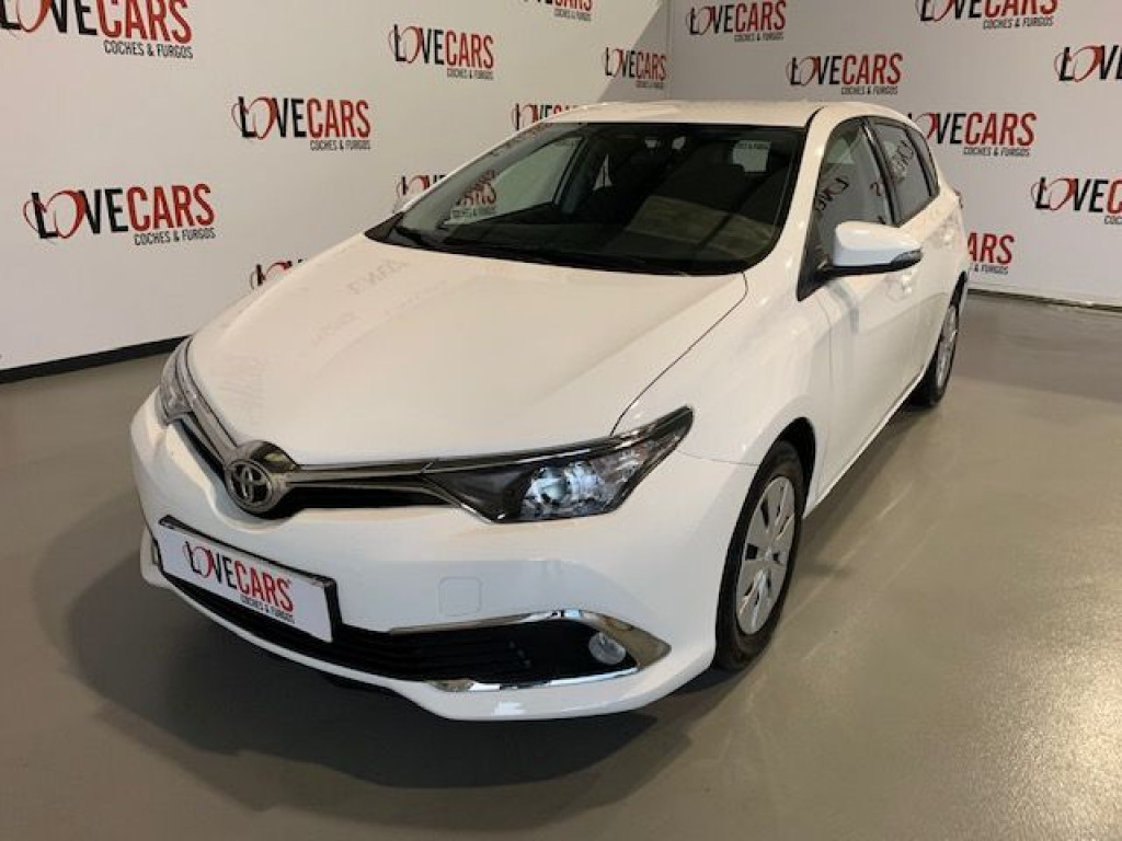 TOYOTA AURIS 1.4 D-4D BUSINESS 90CV de segunda mano