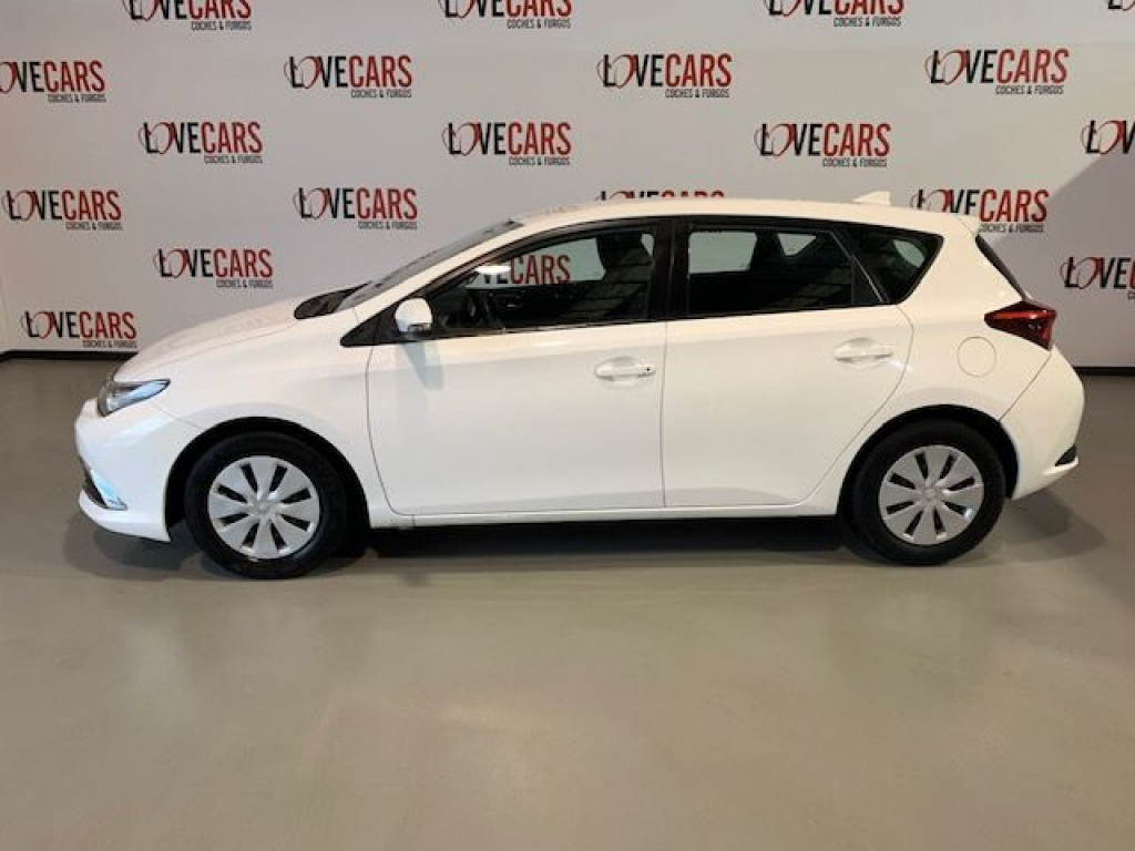 TOYOTA AURIS 1.4 D-4D BUSINESS 90CV de segunda mano