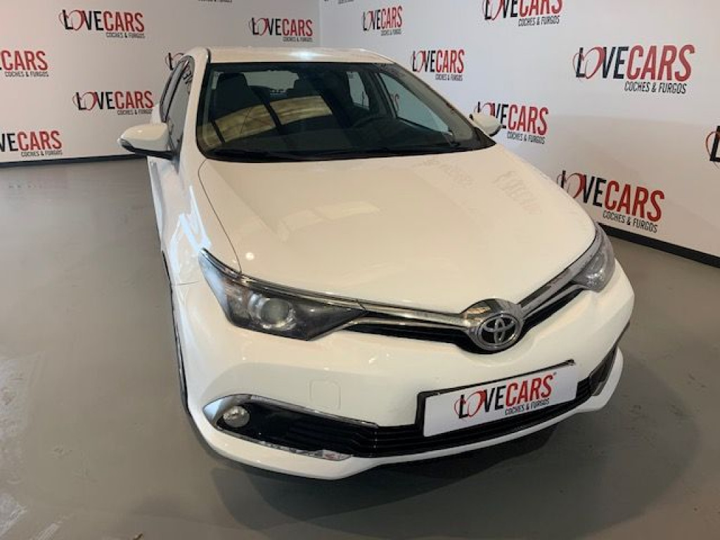 TOYOTA AURIS 1.4 D-4D BUSINESS 90CV de segunda mano