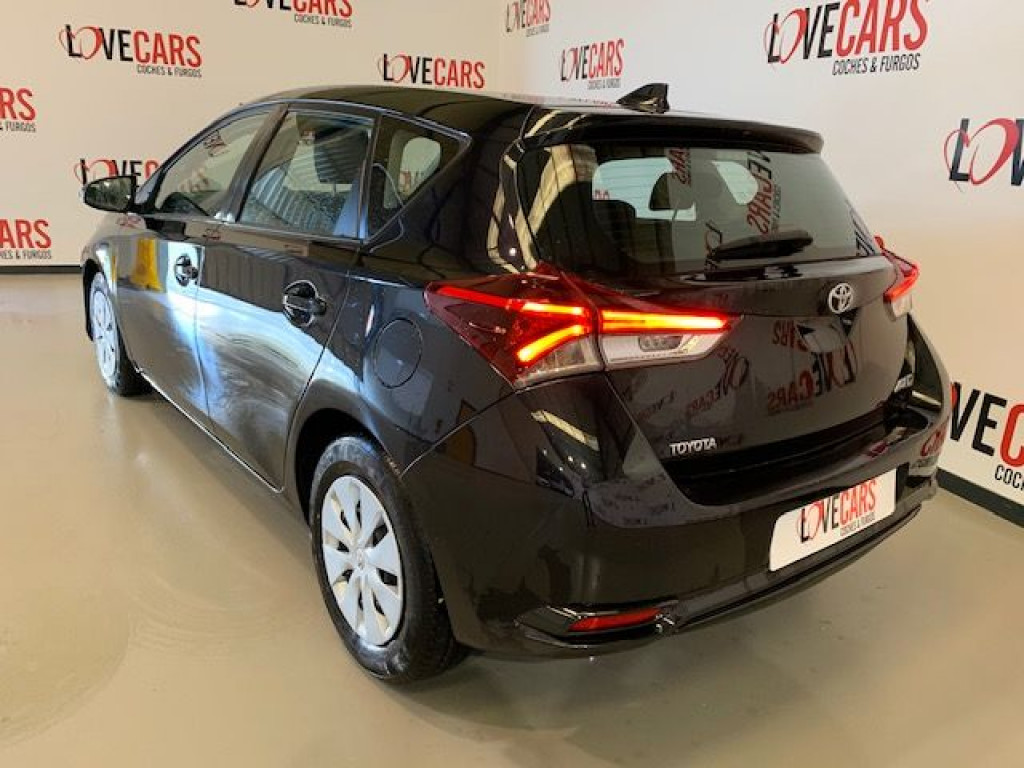 TOYOTA AURIS 1.4 D-4D BUSINESS de segunda mano