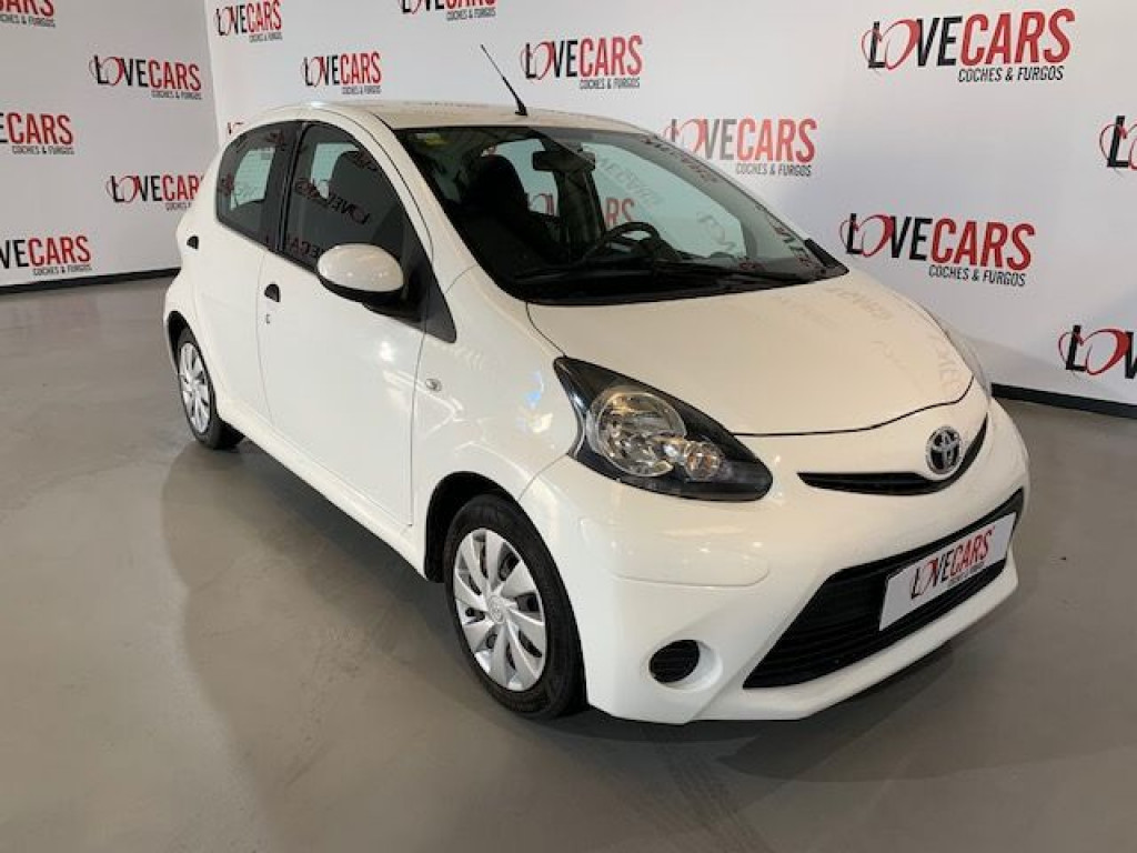 TOYOTA AYGO 5P 70 LIVE de segunda mano