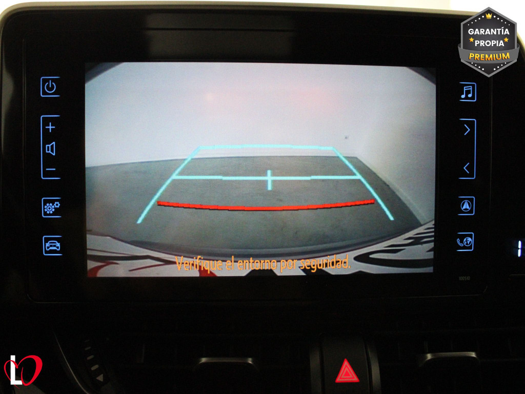 TOYOTA C-HR 1.8 HYBRID ADVANCE 125 de segunda mano