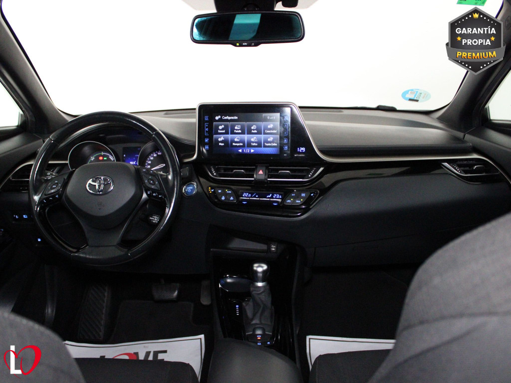 TOYOTA C-HR 1.8 HYBRID ADVANCE 125 de segunda mano