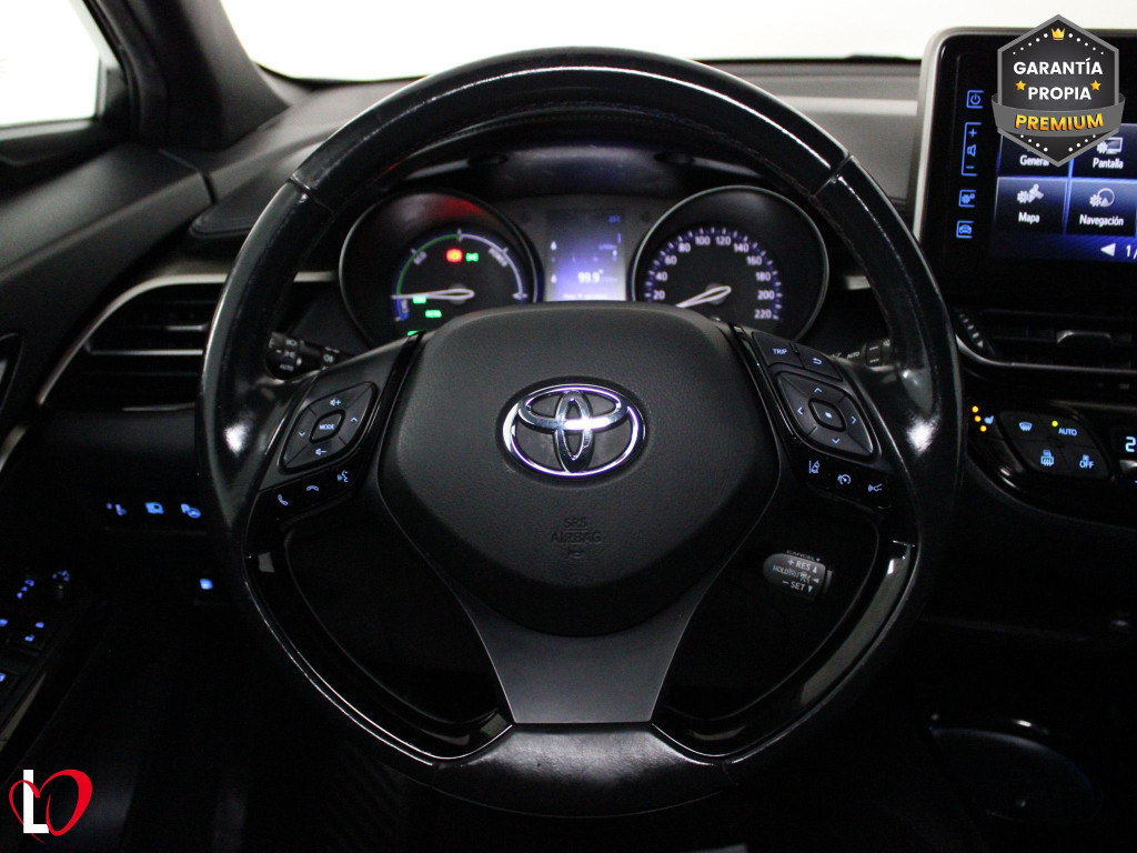 TOYOTA C-HR 1.8 HYBRID ADVANCE 125 de segunda mano