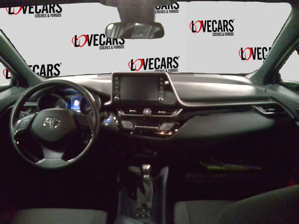 TOYOTA C-HR 1.8 HYBRID CENTER 125 de segunda mano
