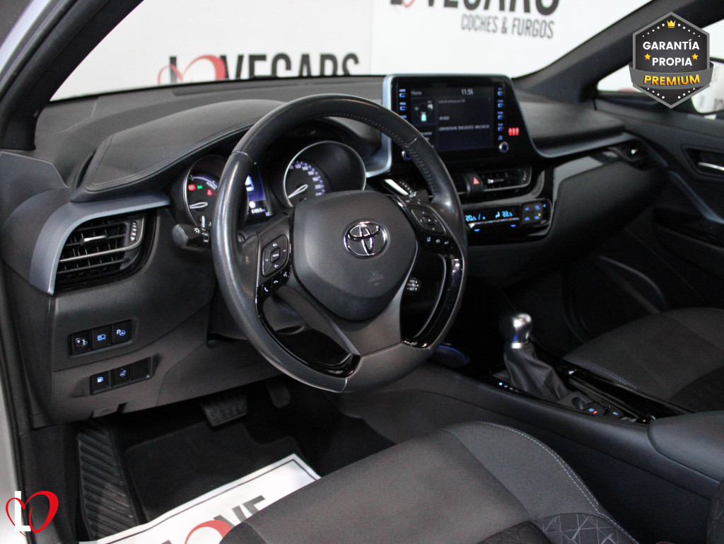 TOYOTA C-HR 2.0 HYBR. TEAM 184 de segunda mano