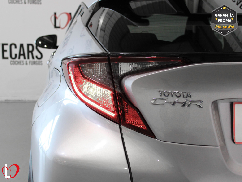 TOYOTA C-HR 2.0 HYBR. TEAM 184 de segunda mano