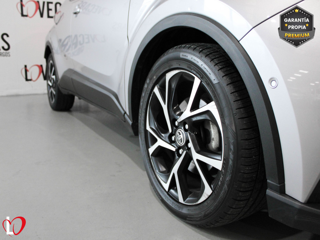 TOYOTA C-HR 2.0 HYBR. TEAM 184 de segunda mano