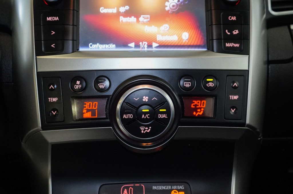 TOYOTA VERSO 1.6 CRDI ADVANCED TECHO 115 de segunda mano