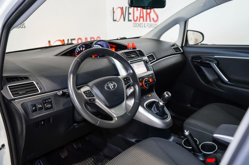 TOYOTA VERSO 1.6 CRDI ADVANCED TECHO 115 de segunda mano