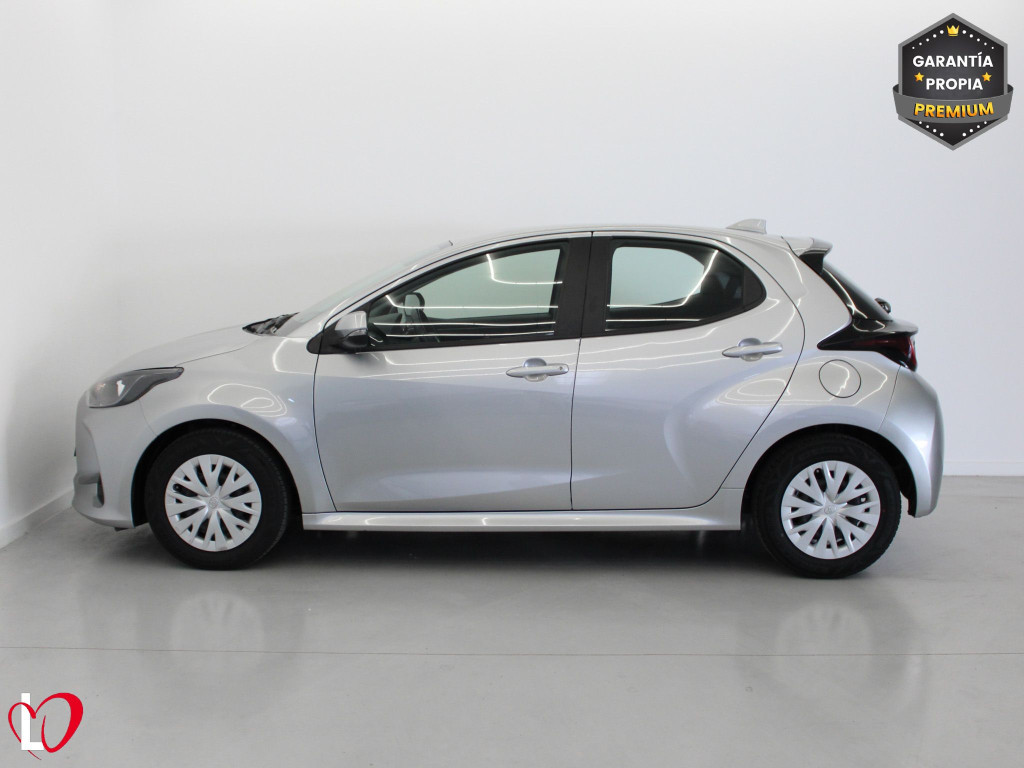 TOYOTA YARIS 1.5 HYBRID AUTO CORFORT  116 de segunda mano
