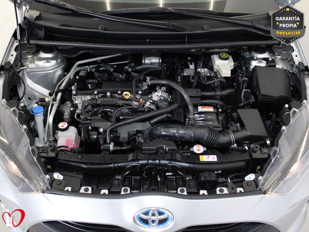 TOYOTA YARIS 1.5 HYBRID AUTO CORFORT  116 de segunda mano