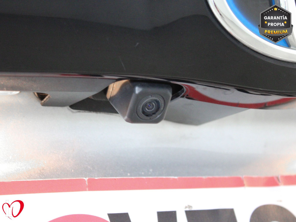 TOYOTA YARIS 1.5 HYBRID AUTO CORFORT  116 de segunda mano