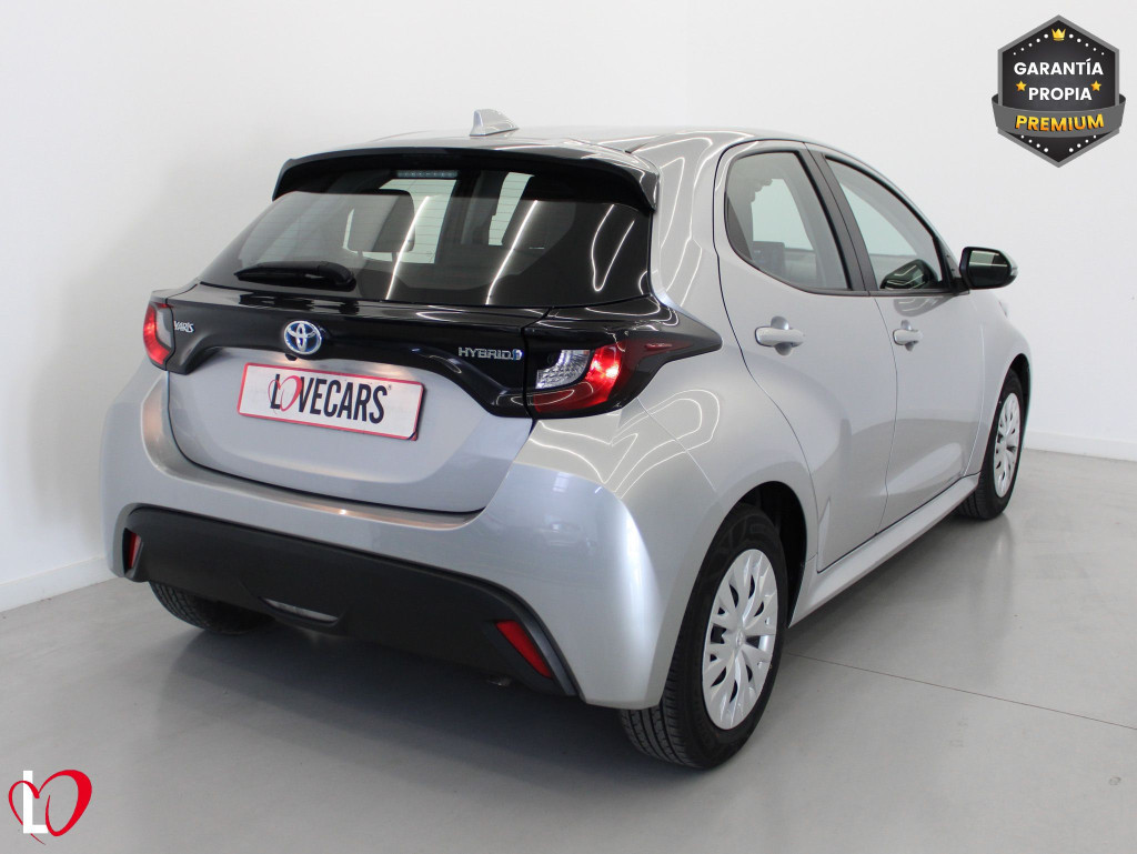 TOYOTA YARIS 1.5 HYBRID AUTO CORFORT  116 de segunda mano