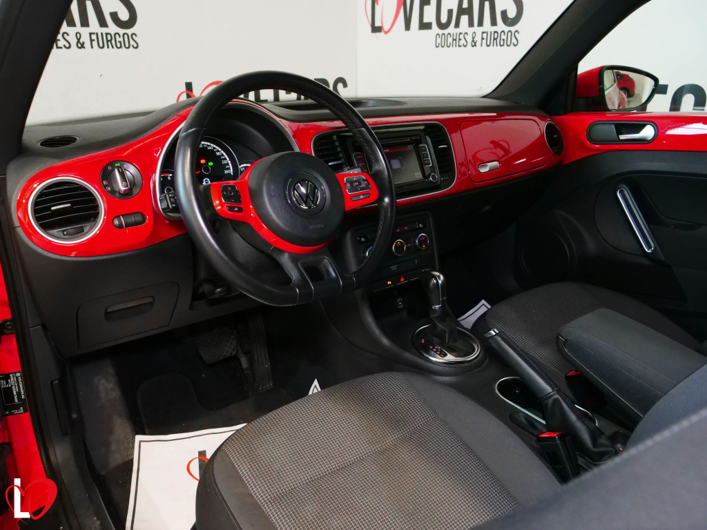 VOLKSWAGEN BEETLE 2.0 TDI DSG SPORT 140 de segunda mano