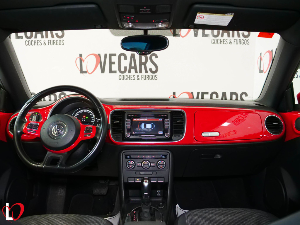 VOLKSWAGEN BEETLE 2.0 TDI DSG SPORT 140 de segunda mano
