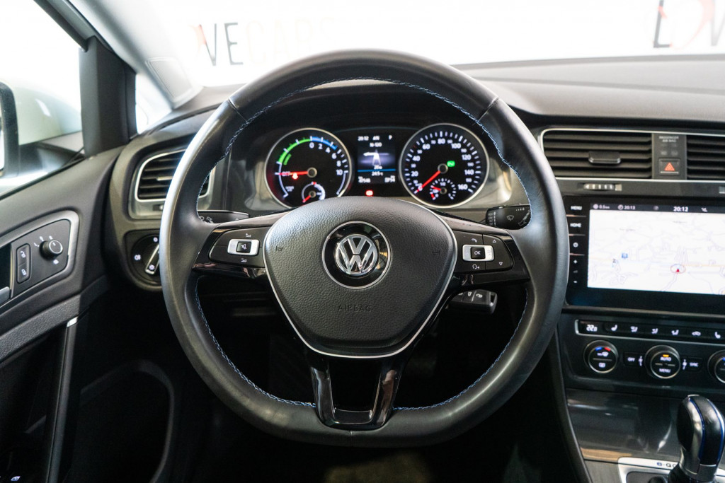 VOLKSWAGEN eGOLF ePOWER 100KW 136CV de segunda mano