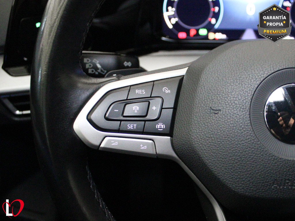 VOLKSWAGEN GOLF 1.5 eTSI DSG LIFE 150 de segunda mano