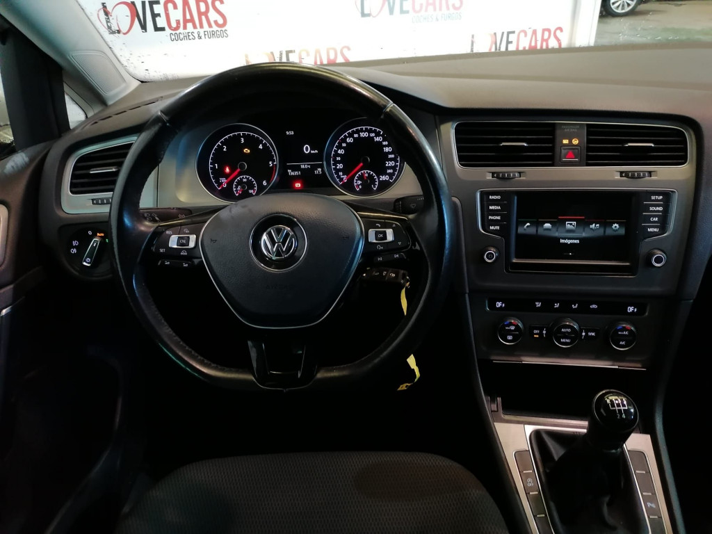 VOLKSWAGEN GOLF 1.6 TDI ADVANCE BLUEMOTION TECH de segunda mano