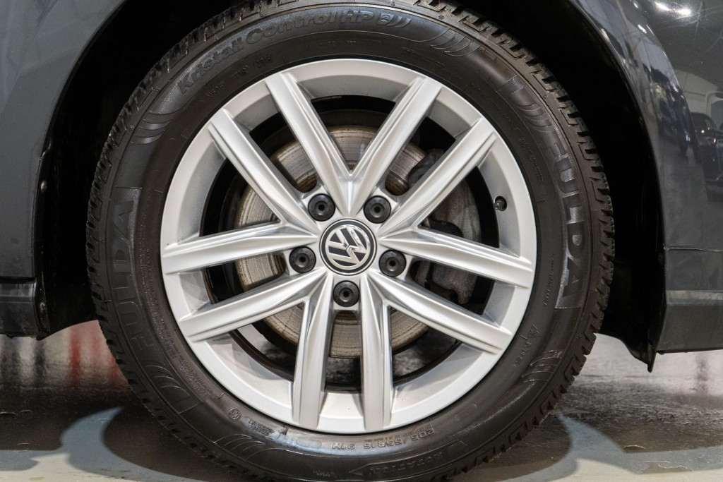 VOLKSWAGEN GOLF 1.6 TDI COMFORTLINE 115 de segunda mano