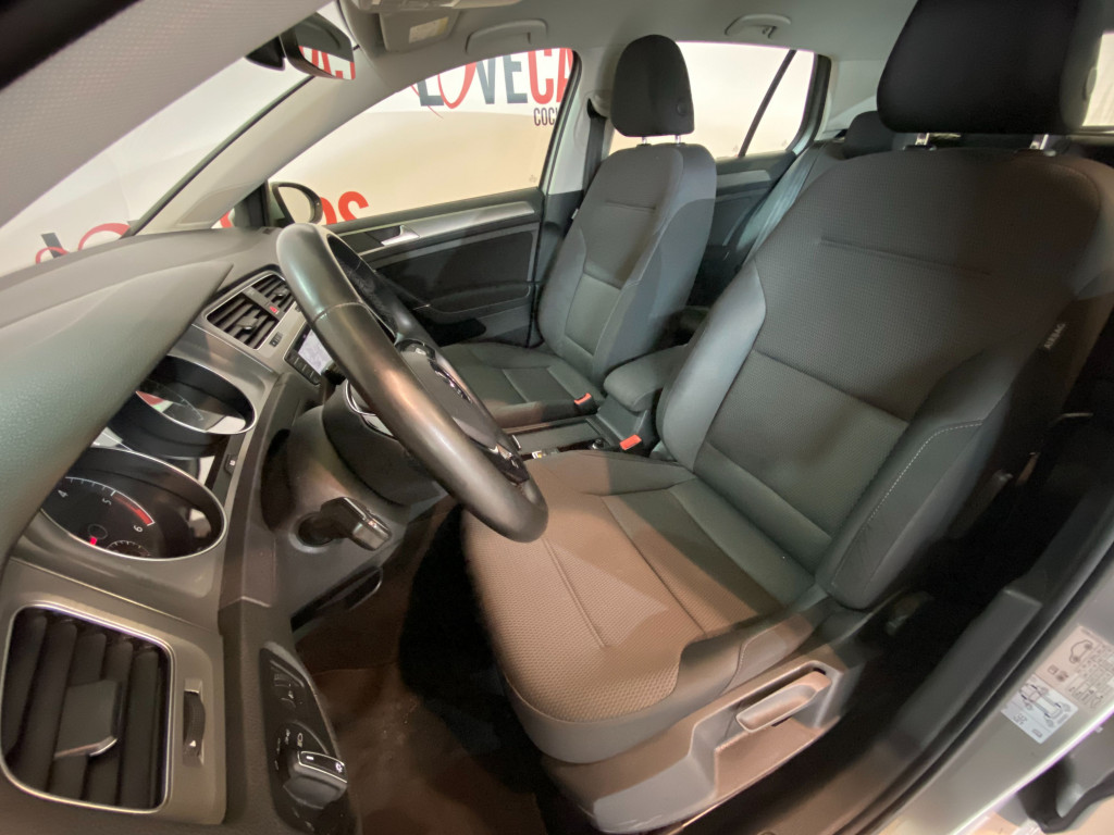 VOLKSWAGEN GOLF 1.6 TDI DSG ADVANCE  110CV de segunda mano