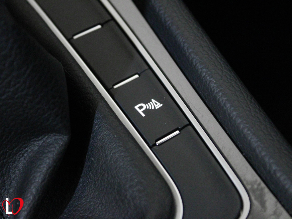 VOLKSWAGEN GOLF 1.6 TDI Ready2Go 115 de segunda mano