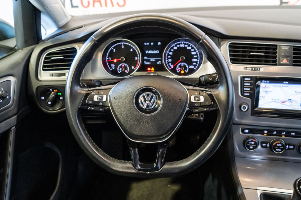 VOLKSWAGEN GOLF 1.6 TDI TRENDLINE 90 de segunda mano