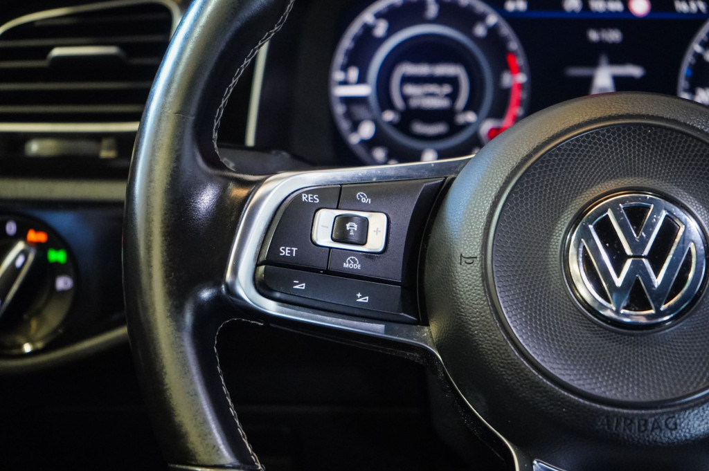 VOLKSWAGEN GOLF 2.0 TDI DSG-7 GTD 183 de segunda mano
