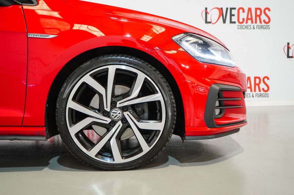 VOLKSWAGEN GOLF 2.0 TDI DSG-7 GTD 183 de segunda mano