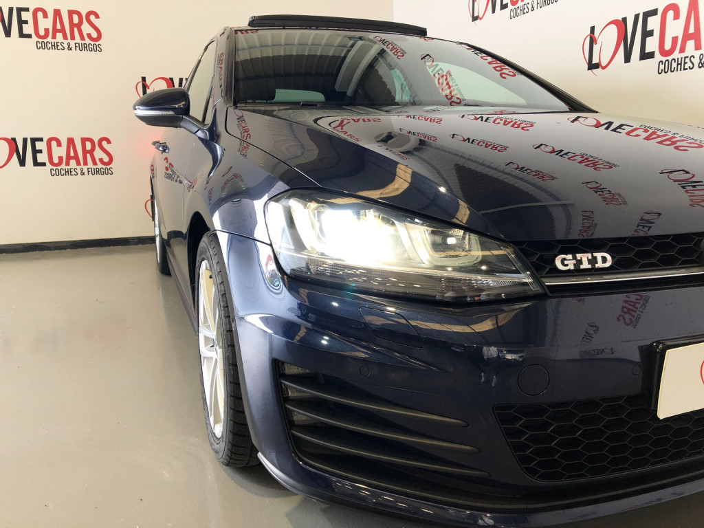 VOLKSWAGEN GOLF 2.0 TDI GTD 5P TECHO 183 de segunda mano
