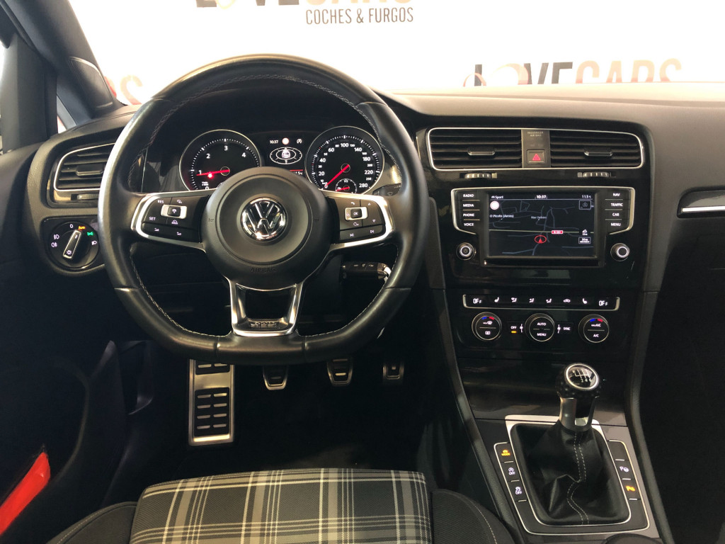 VOLKSWAGEN GOLF 2.0 TDI GTD 5P TECHO 183 de segunda mano