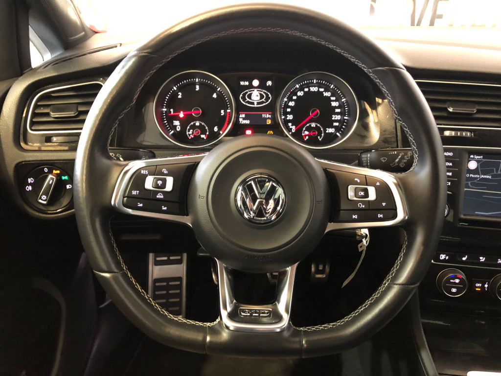VOLKSWAGEN GOLF 2.0 TDI GTD 5P TECHO 183 de segunda mano