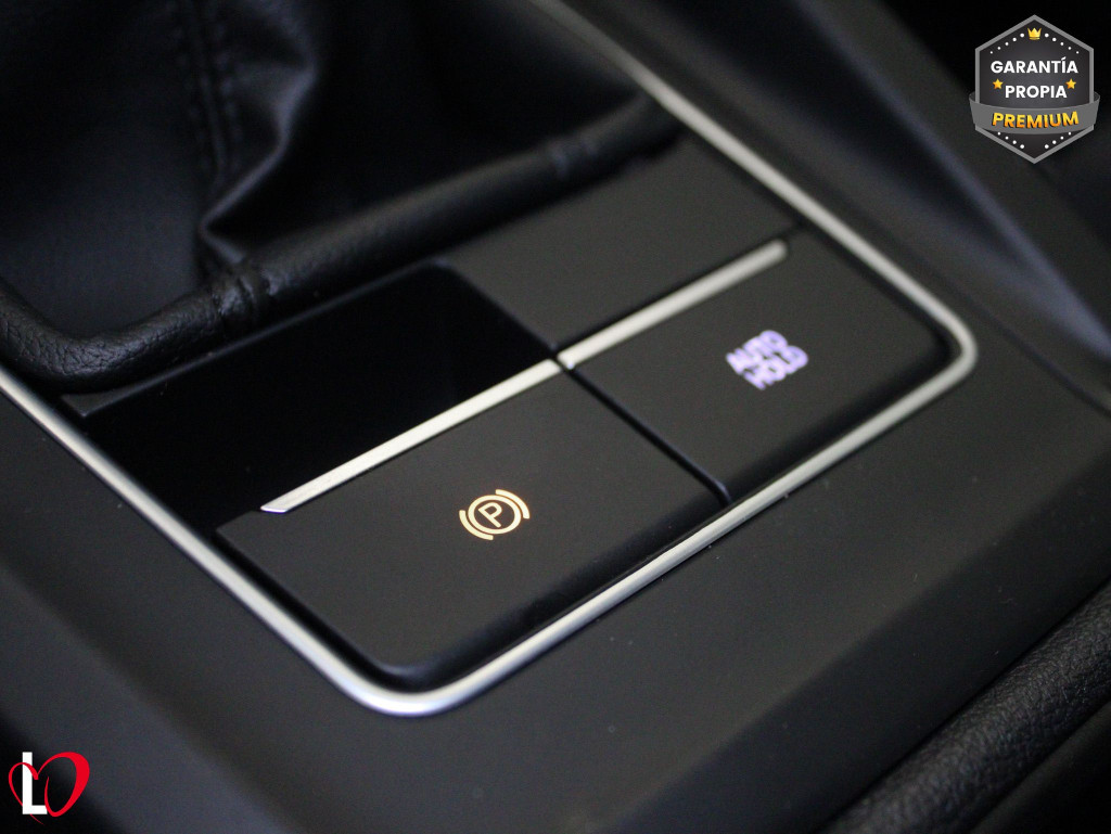 VOLKSWAGEN GOLF 2.0 TDI LIFE 6 VEL 115 de segunda mano