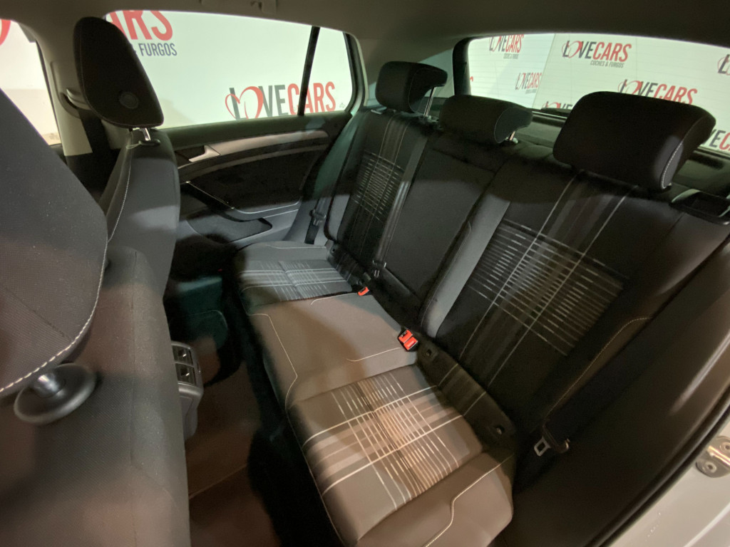 VOLKSWAGEN GOLF 2.0 TDI LIM. LOUNGE de segunda mano