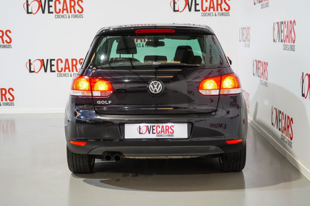 VOLKSWAGEN GOLF 2.0 TDI STYLE 3P TECHO 140 de segunda mano