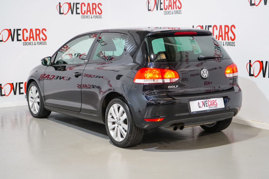 VOLKSWAGEN GOLF 2.0 TDI STYLE 3P TECHO 140 de segunda mano