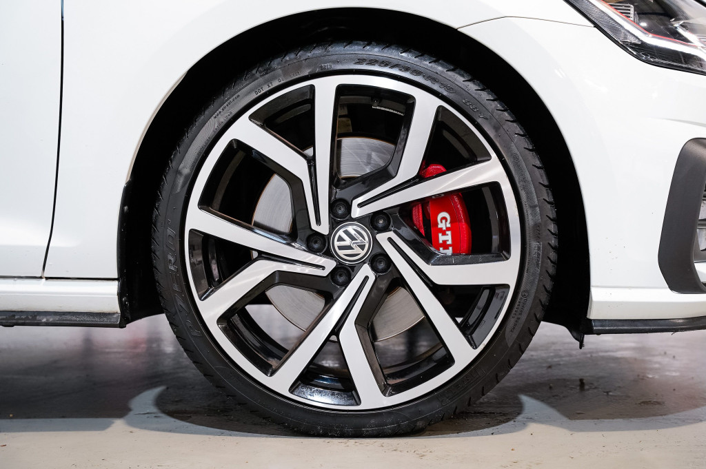 VOLKSWAGEN GOLF Golf GTI Performance 2.0 TSI 180kW 245CV de segunda mano